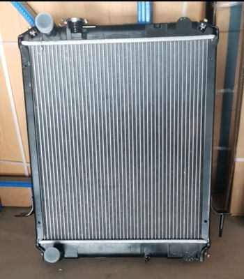 8972403450 8971665190 Grzejnik aluminiowy do Isuzu NPR NPR66 NPR71 4HF1 4HG1