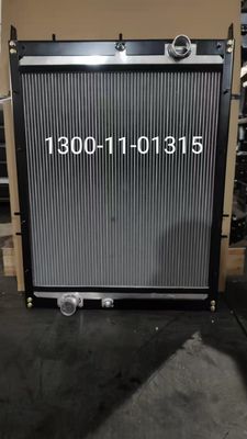 Ciągnik Plastikowy zbiornik Mosiądz Miedź Aluminiowy rdzeń Radiator 1300-11-01315