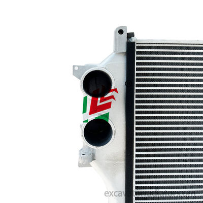 Dwu-port Intercooler dla ciężarówek Hino Wysokiej jakości Aluminiowe rdzeń ciężarówek Rozpraszanie ciepła Intercooler akcesor samochodowy