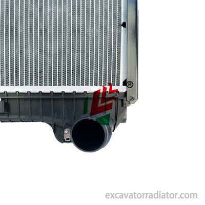 Chłodnica do ciężarówki ciężkiej Układ chłodzenia Silnik Ciężarówka Rdzeń aluminiowy Zbiorniki z tworzywa sztucznego Oe 2433149 2439720 2439722 Dla SCANIA Truc
