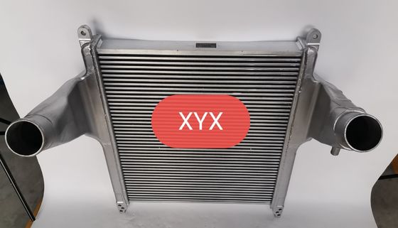 ISUZU 6WF1 Truck Intercooler Montaż aluminiowej zagęszczonej rury Wykonane