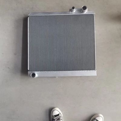 Toyota CMB Diesel Truck Radiatory Dwa rzędy Aluminiowe tworzywo sztuczne