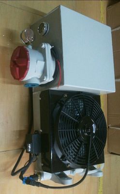 Ciężarówka z pompą 18L / 21L Obwód olejowy 3-rzędowy grzejnik z elektrycznym wentylatorem Zastosowanie układu hydraulicznego